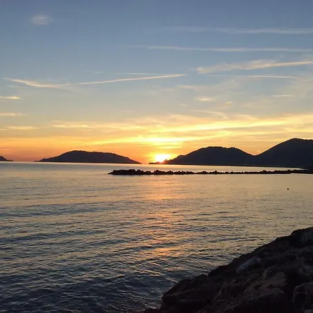 Cinqueterre Chetichella Nocleg ze śniadaniem *