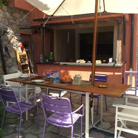 Cinqueterre Chetichella Couette-café *